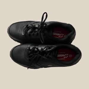 Non-slip Black Shoes